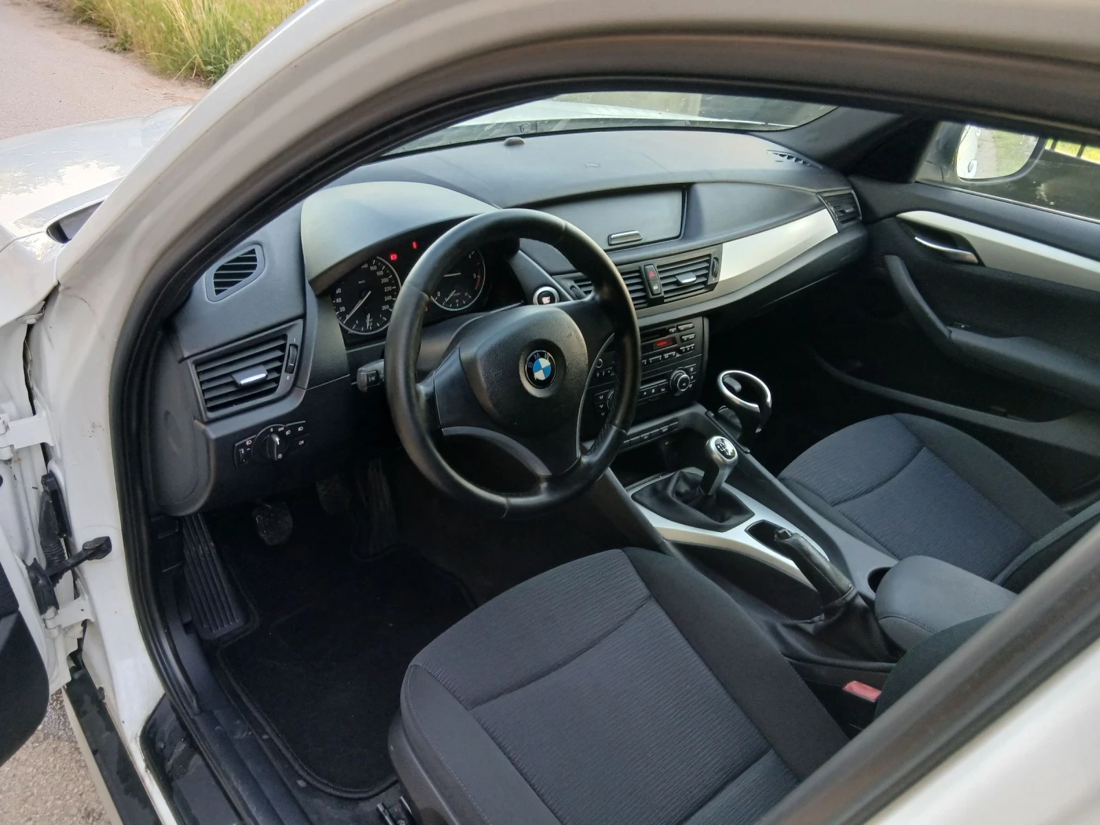 BMW X1 2000-143k, снимка 7 - Автомобили и джипове - 55425252
