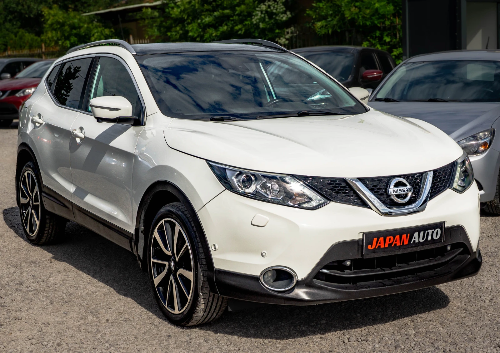 Nissan Qashqai 1.5 DCI ТОП! С ГАРАНЦИЯ! , снимка 3 - Автомобили и джипове - 55222371