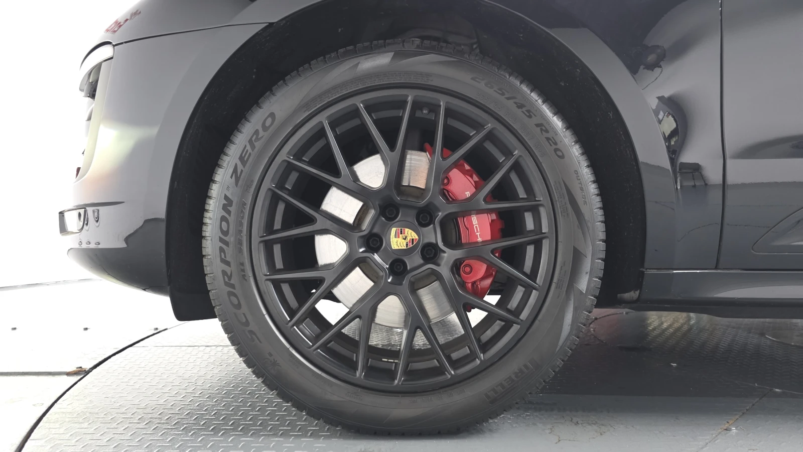Porsche Macan GTS* ЕЛ. БАГАЖНИК* ПОДГРЕВ ВОЛАН* ЛЮК* КРАЙНА ЦЕНА, снимка 5 - Автомобили и джипове - 55271919
