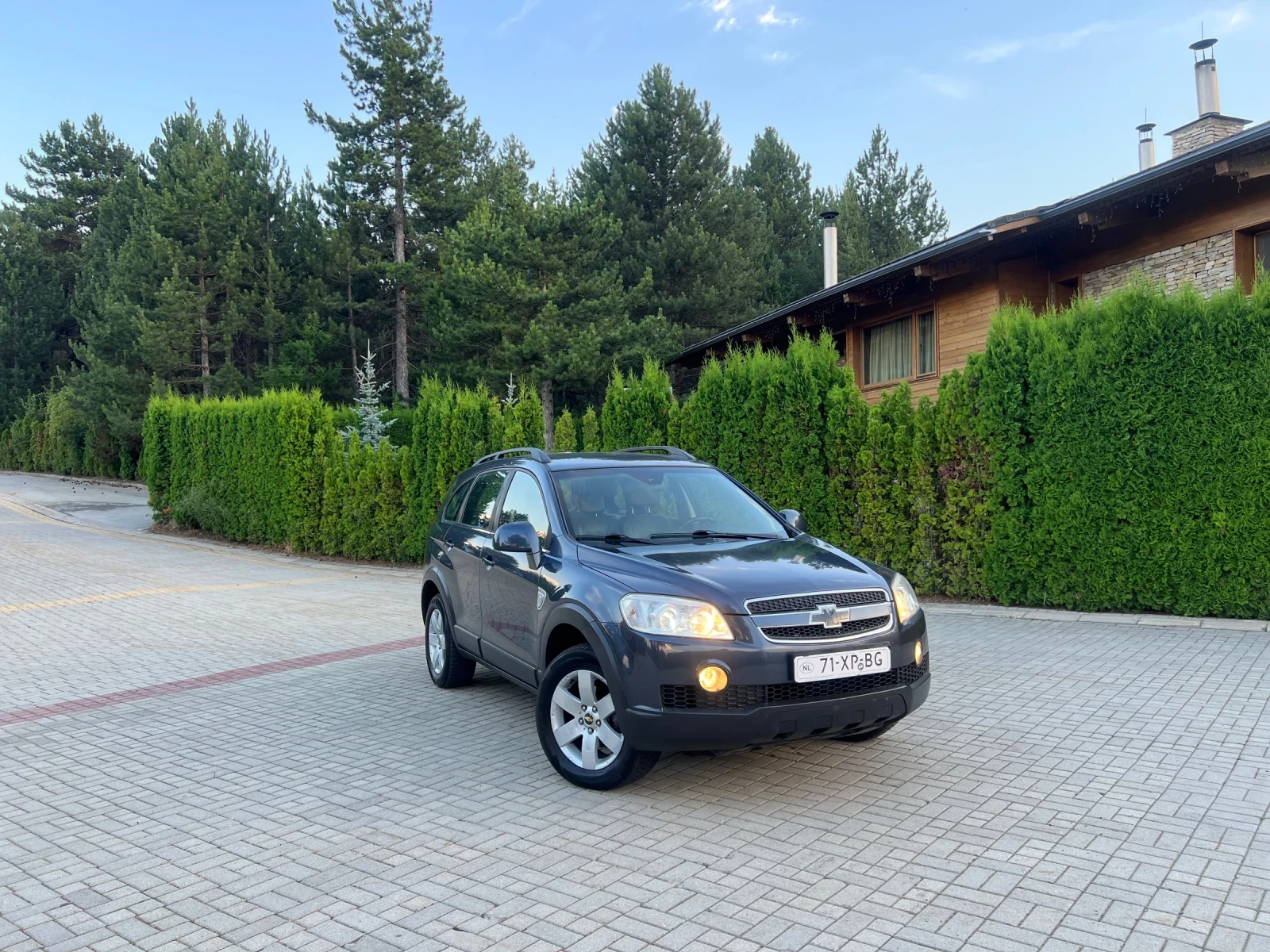 Chevrolet Captiva 2.4* Газ* 4x4* Кожа* Нави* Камера* 7места* Холанди
