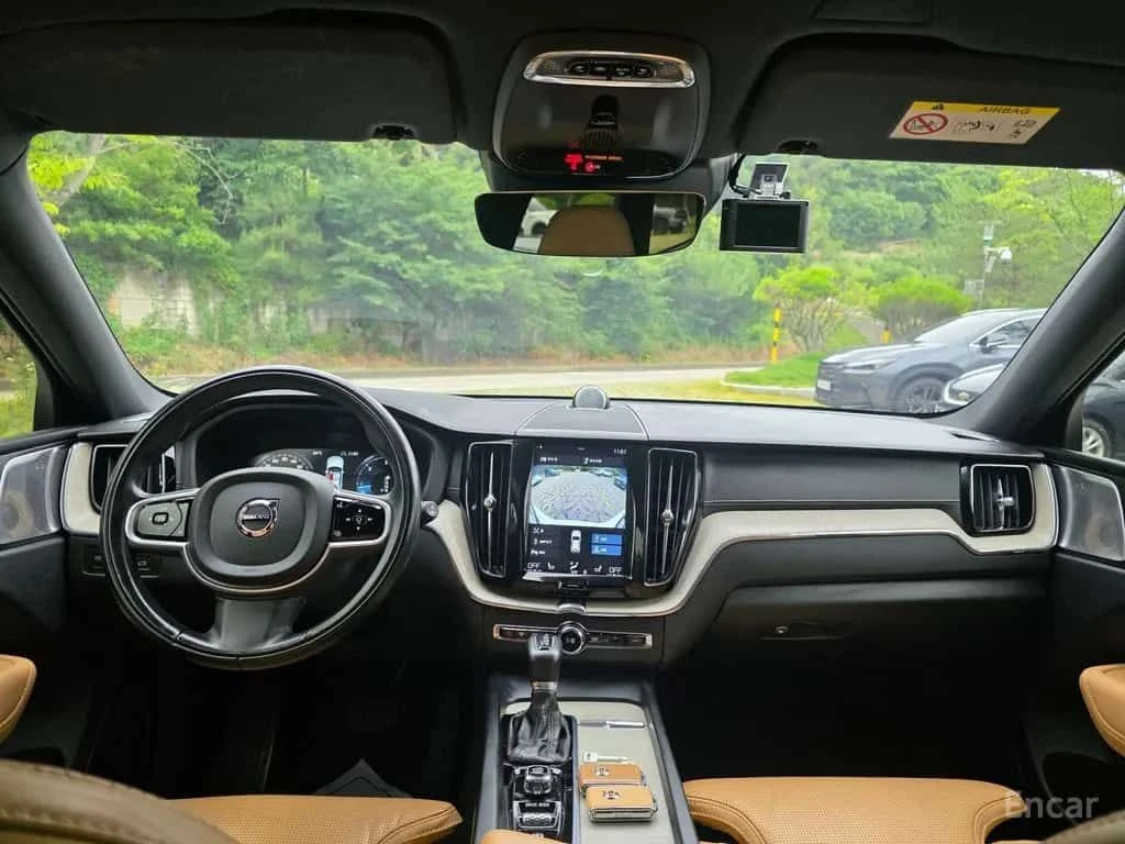 Volvo XC60 * D5 Inscription * ОПЦИЯ ЗА ФИНАНСИРАНЕ, снимка 7 - Автомобили и джипове - 55587864