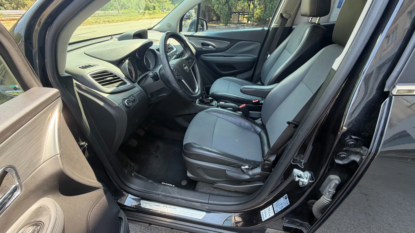 Opel Mokka 1.6 i ECOTEC, снимка 7 - Автомобили и джипове - 55611155