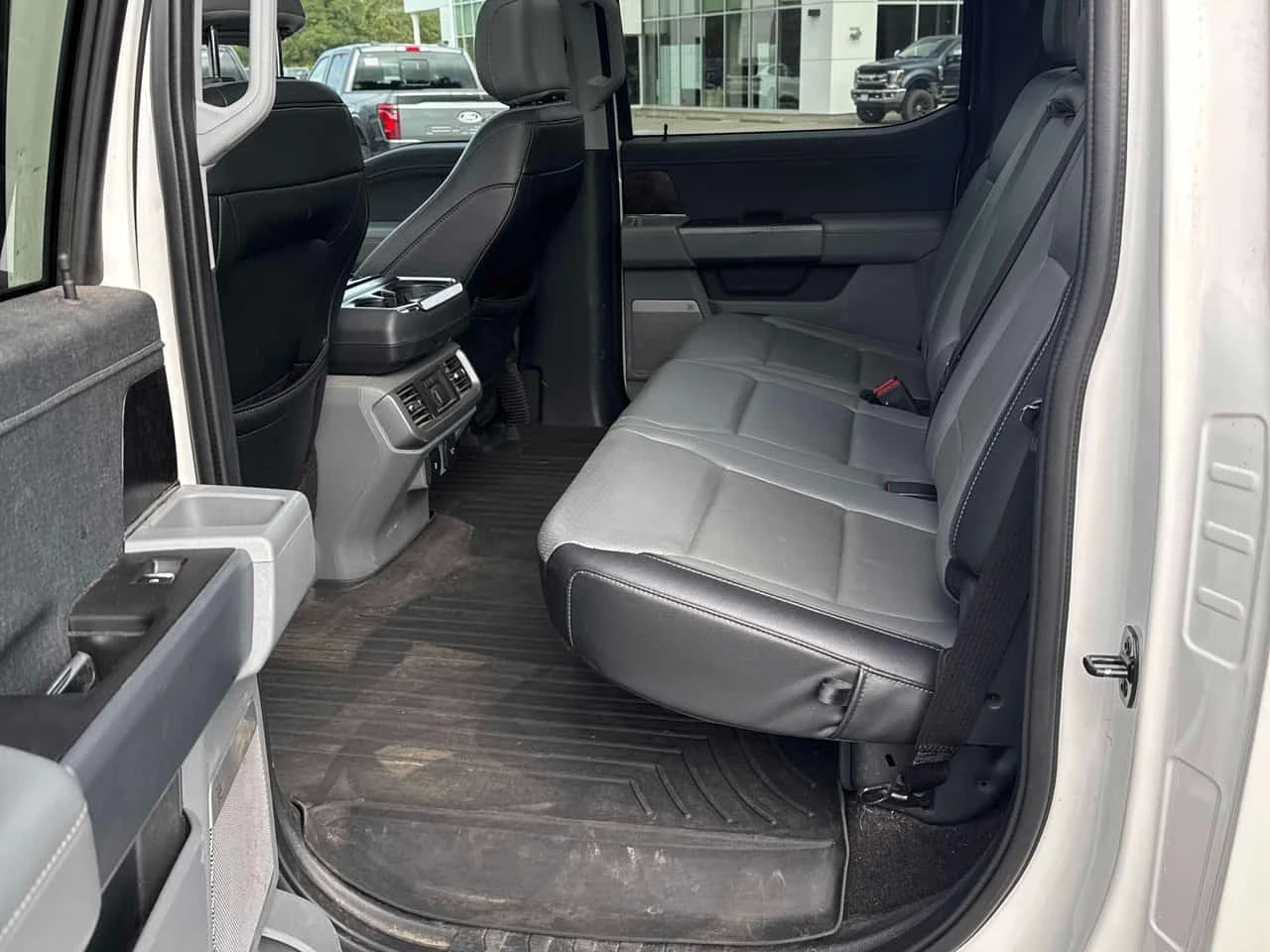 Ford F150 * 4WD SuperCrew Box * CARFAX * БЕЗ ПЪРВОНАЧАЛНА , снимка 14 - Автомобили и джипове - 56168821