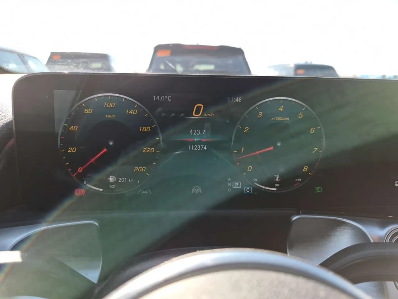 Mercedes-Benz GLB 250 AMG-PACK| ALCANTARA| PANO| 2 КЛЮЧА| , снимка 9 - Автомобили и джипове - 56324150