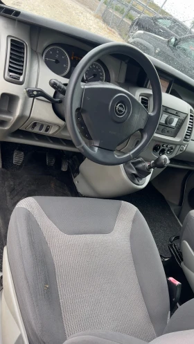 Обява за продажба на Opel Vivaro 2.5 145 коня 2х Клима ~15 500 лв. - изображение 5