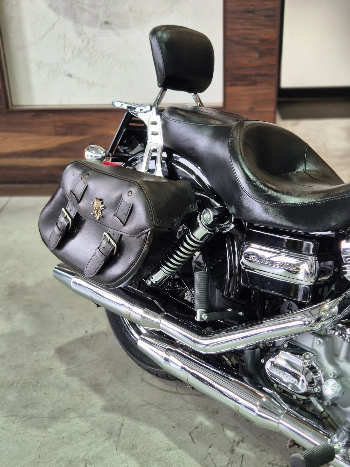 Harley-Davidson Dyna SUPER GLIDE 96inch 23000км!Нов внос от Швейцария!, снимка 12 - Мотоциклети и мототехника - 56231858