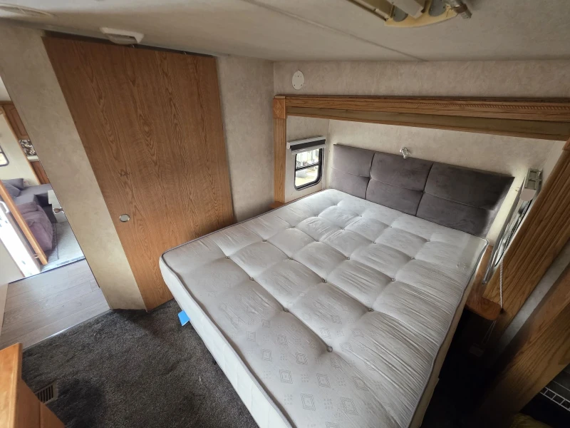 Каравана Други Hitch Hiker2, снимка 17 - Каравани и кемпери - 53595469