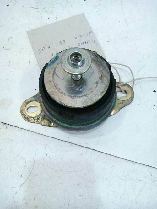 Тампон мотор Пежо 407 В6 3.0Б