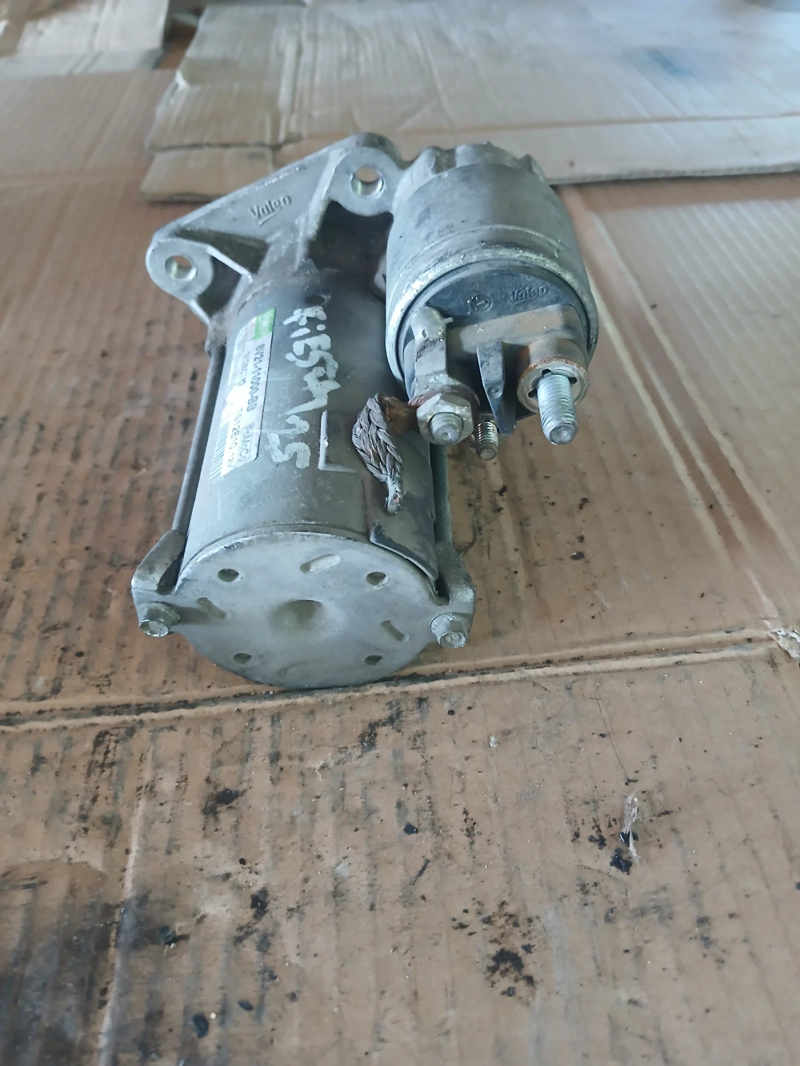 8V21-11000-BD стартер Ford Fiesta , снимка 3 - Части - 55384698
