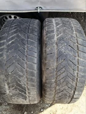 Гуми Зимни 255/45R18, снимка 1