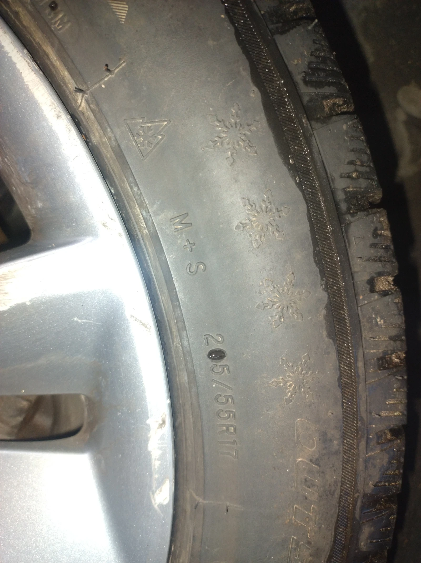 ���� � ������ 205/55R17 �� Renault Scenic | Mobile.bg � ����������� 3