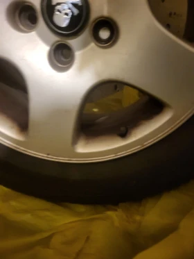 Гуми с джанти BF Goodrich 215/60R16, снимка 3 - Гуми и джанти - 52514746