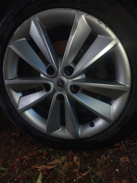 ���� � ������ 205/55R17 �� Renault Scenic | Mobile.bg � ����� ������ 2
