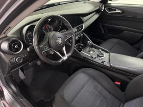 Alfa Romeo Giulia 2.2 JTD AUTOMATIC - BUSINESS, снимка 8