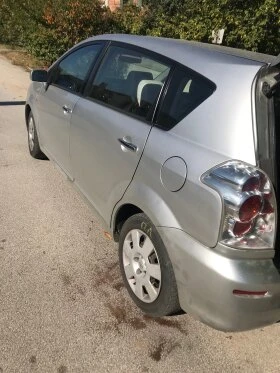 Toyota Corolla verso, снимка 4