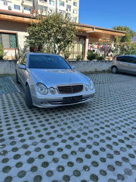     Mercedes-Benz E 320