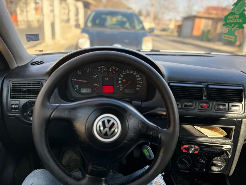 VW Golf SPECIAL, снимка 6 - Автомобили и джипове - 48076705