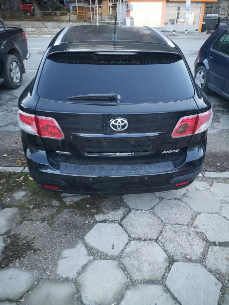 Toyota Avensis, снимка 3 - Автомобили и джипове - 48556233