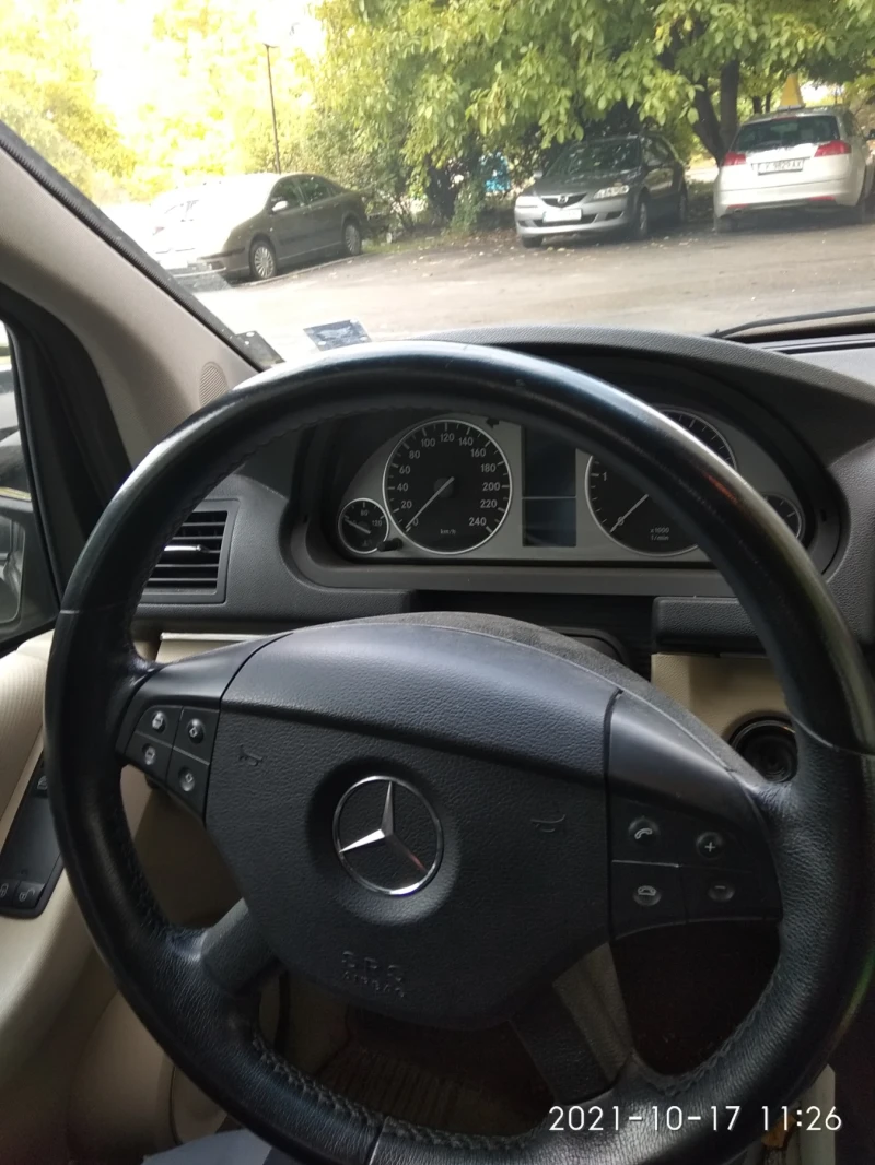 Mercedes-Benz B 180, снимка 6 - Автомобили и джипове - 48863920