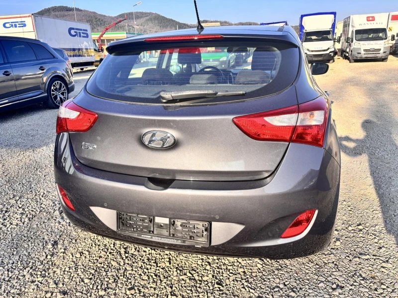 Hyundai I30 1.4I, снимка 5 - Автомобили и джипове - 49012244