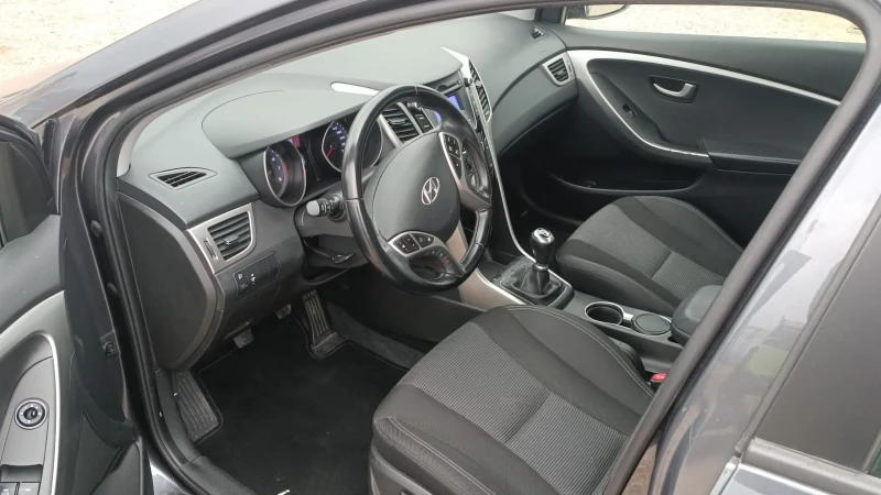 Hyundai I30 1.4I, снимка 6 - Автомобили и джипове - 49012244