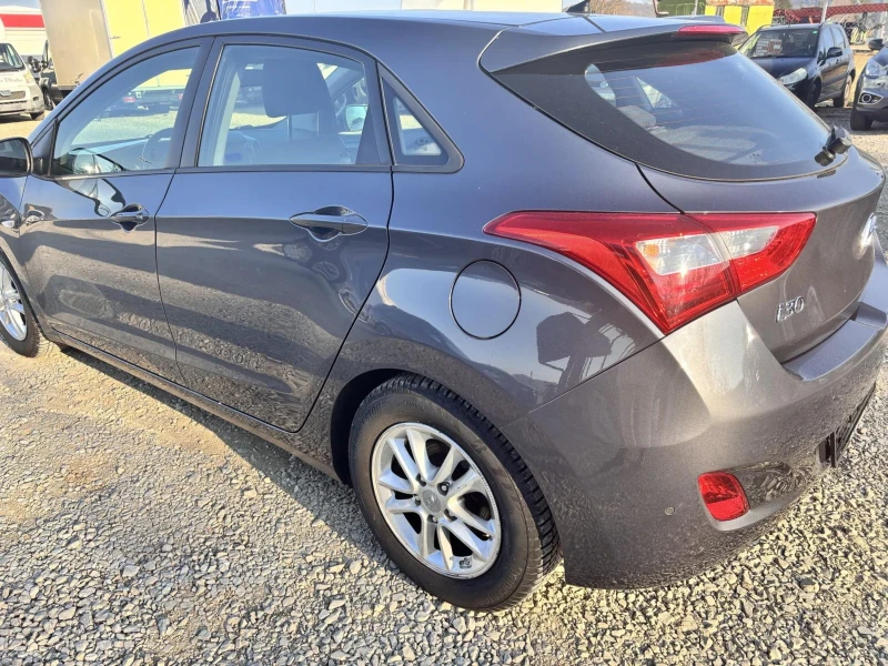 Hyundai I30 1.4I, снимка 3 - Автомобили и джипове - 49012244