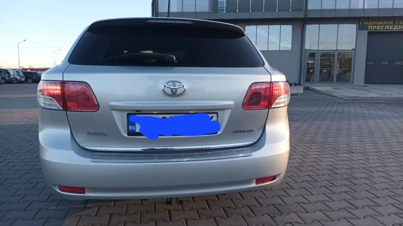 Toyota Avensis, снимка 4 - Автомобили и джипове - 49535046