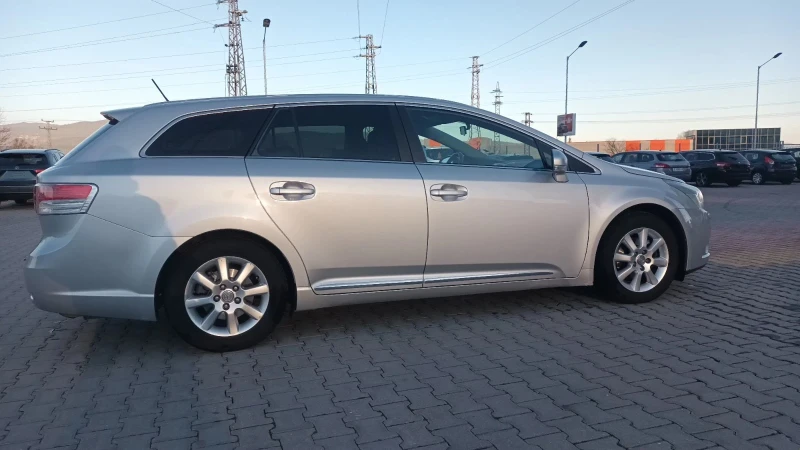 Toyota Avensis, снимка 5 - Автомобили и джипове - 49535046