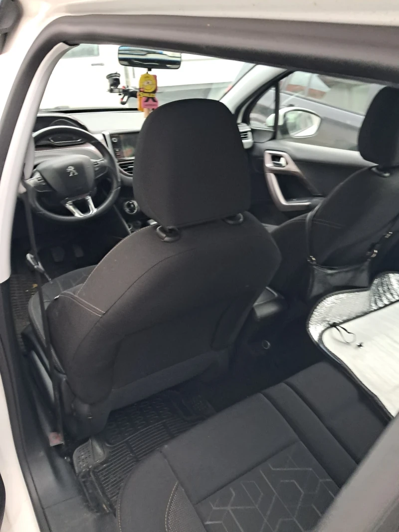 Peugeot 2008 1.6hdi, снимка 7 - Автомобили и джипове - 50099154