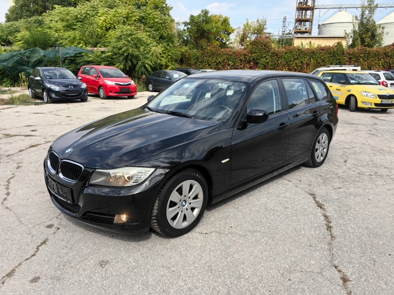 BMW 318 2.0 бензин 143 кс, Facelift модел, Топ състояние , снимка 8 - Автомобили и джипове - 51479189