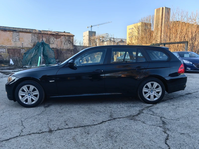 BMW 318 2.0 бензин 143 кс, Facelift модел, Топ състояние , снимка 5 - Автомобили и джипове - 51479189