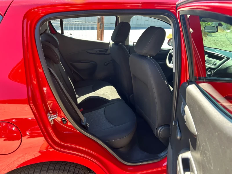 Opel Karl 42000км EURO 6B, снимка 15 - Автомобили и джипове - 51515074