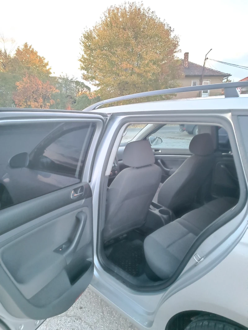 VW Golf Combi/Variant 1.9TDI 1O5, снимка 6 - Автомобили и джипове - 52158092