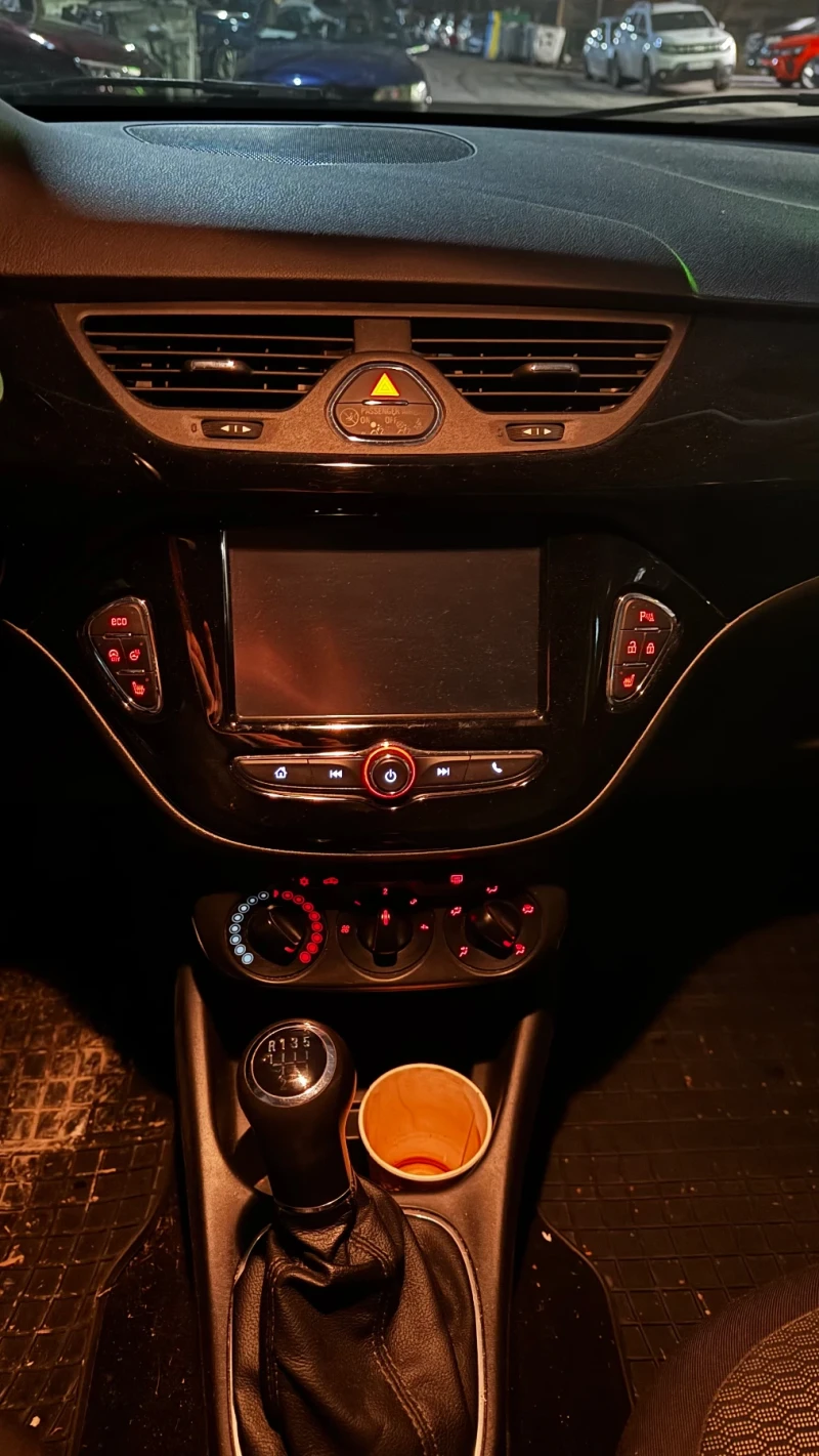 Opel Corsa 1.4 Бензин, снимка 9 - Автомобили и джипове - 53418619