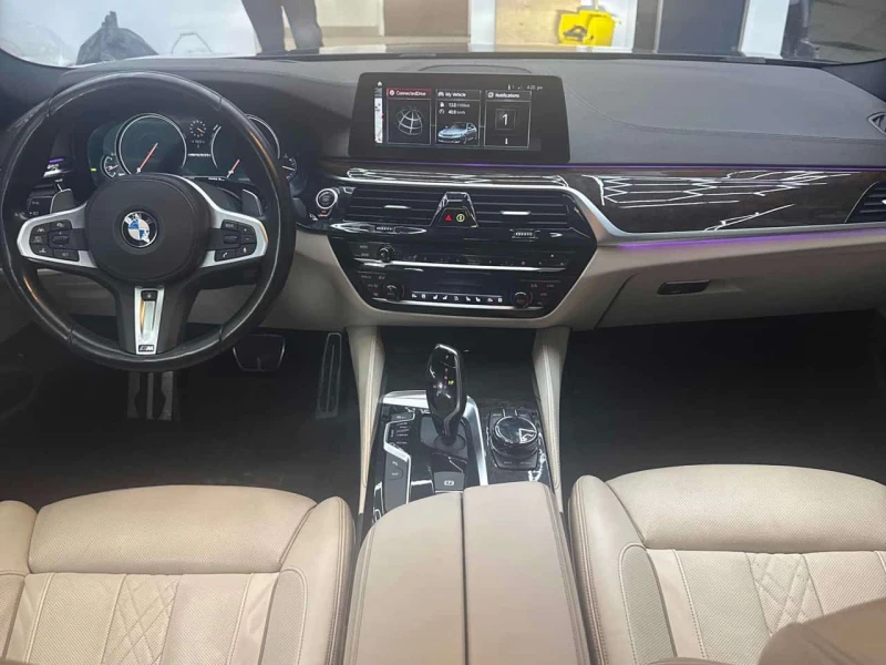 BMW 550  M xDrive | HEAD UP | HARMAN CARDON | CARFAX, снимка 9 - Автомобили и джипове - 53594352