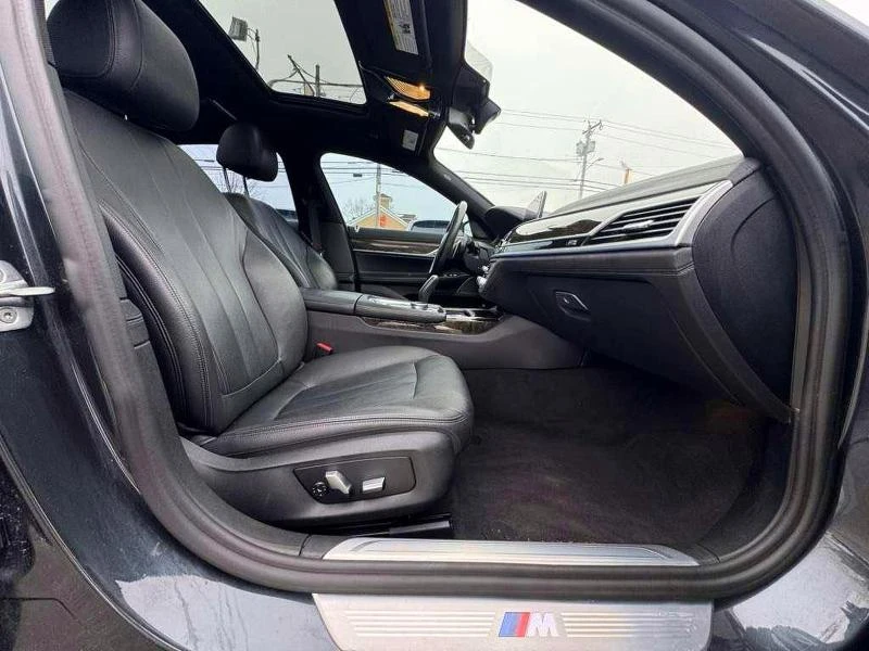 BMW 740 / B58 / НА ЗАДНО / ЛИЗИНГ, снимка 5 - Автомобили и джипове - 54732319