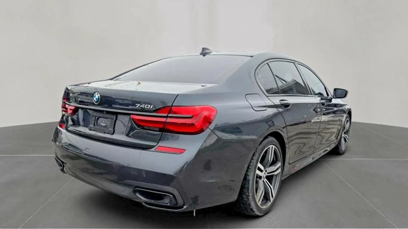 BMW 740 / B58 / НА ЗАДНО / ЛИЗИНГ, снимка 4 - Автомобили и джипове - 54732319
