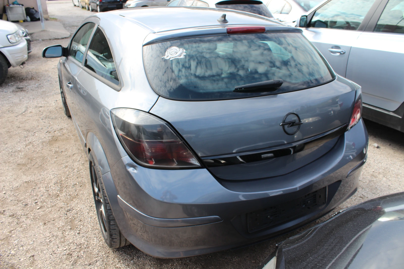 Opel Astra GTC 1.9ТДИ КЛИМА - изображение 5