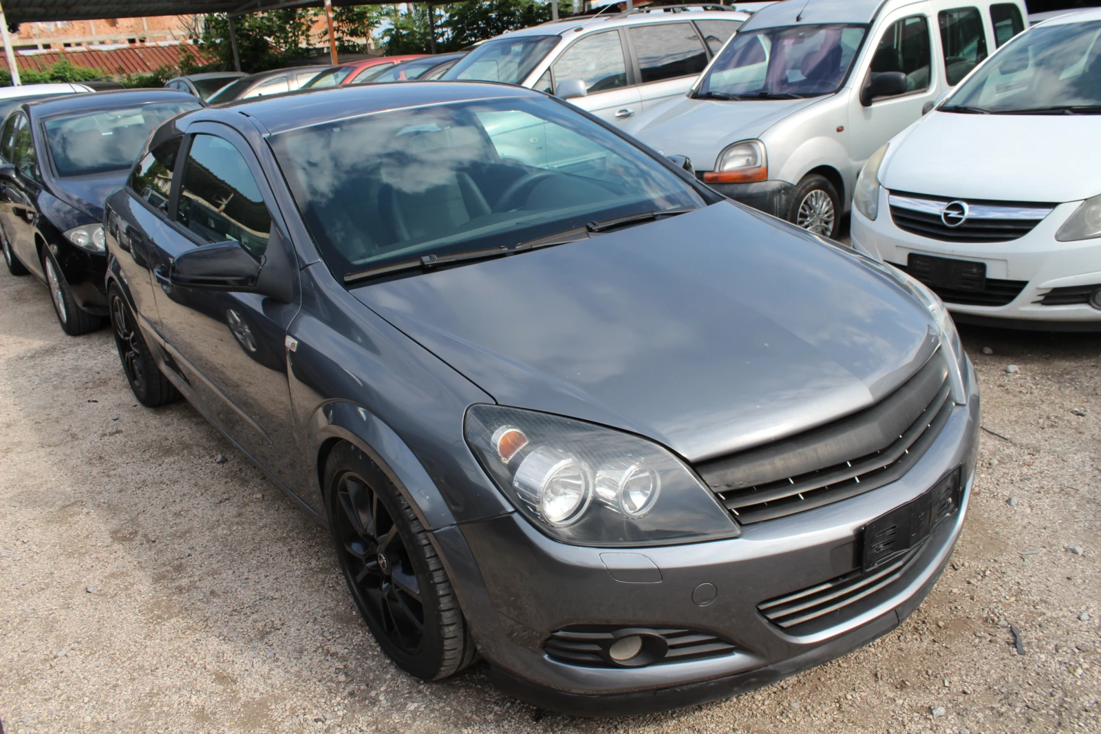 Opel Astra GTC 1.9ТДИ КЛИМА - изображение 6