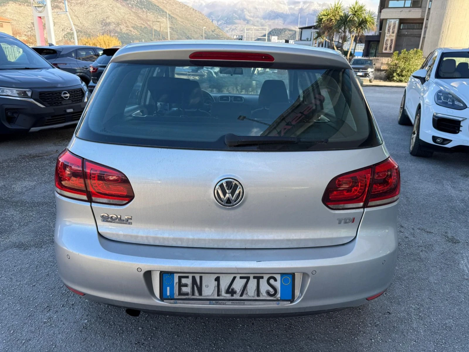 VW Golf 1.6TDI HIGHLINE - изображение 2