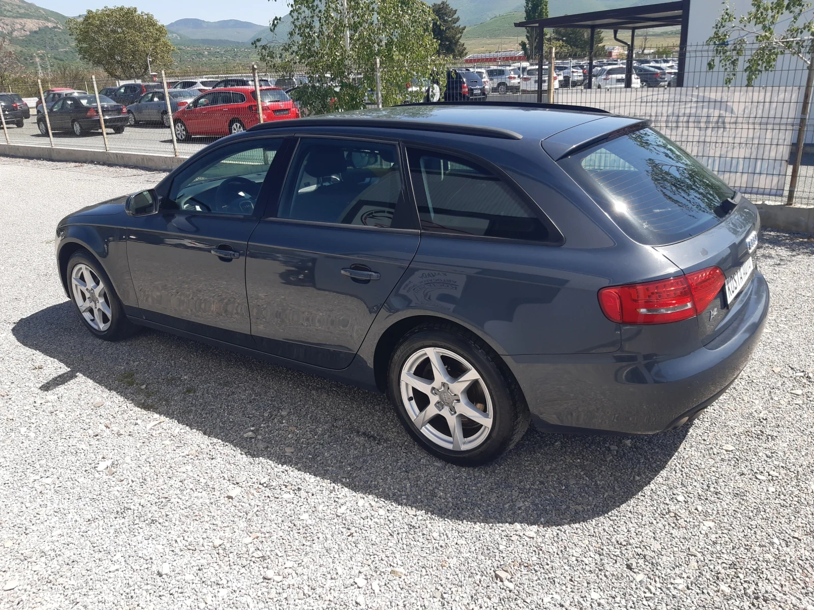 Audi A4 КАТО НОВ - изображение 7