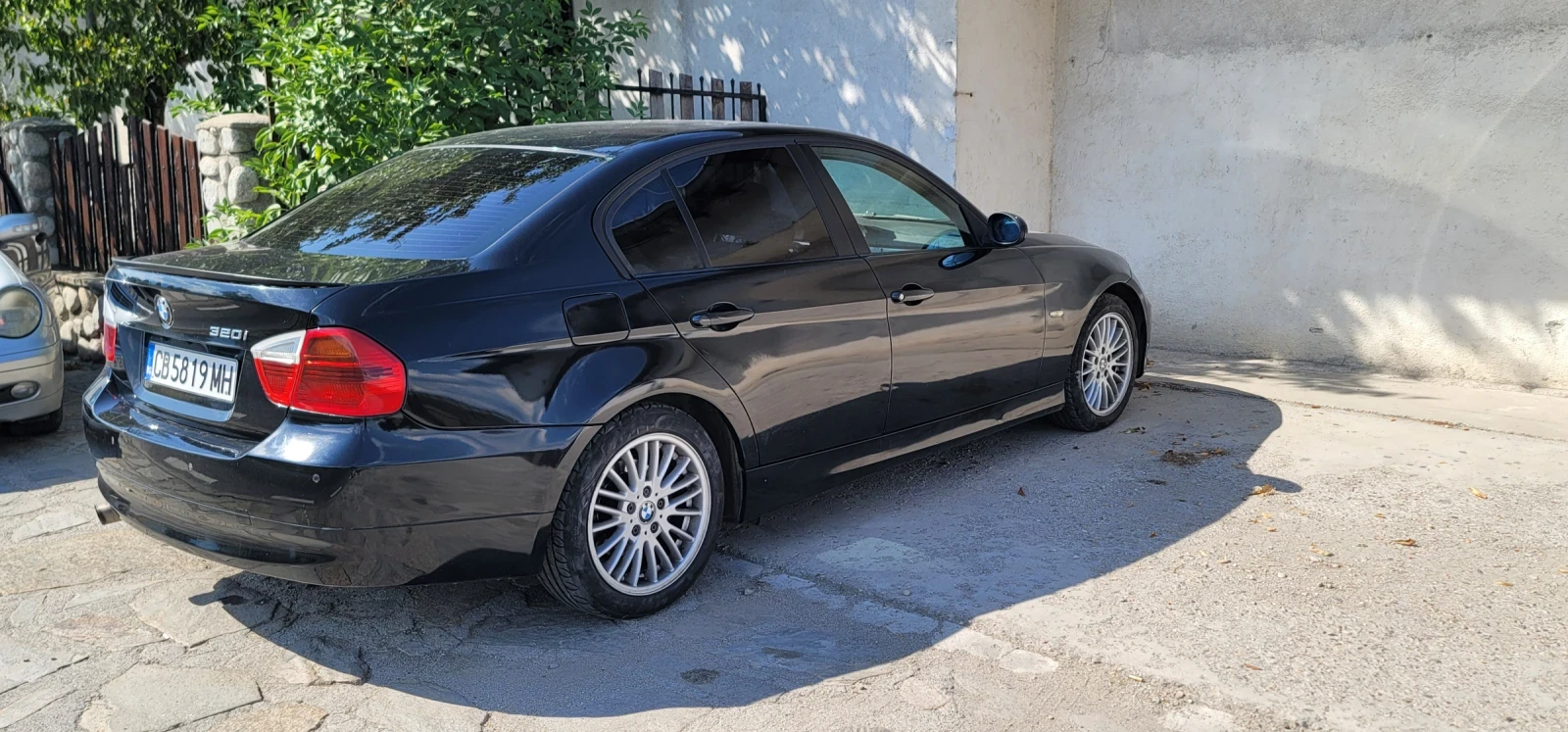 BMW 320  - изображение 4