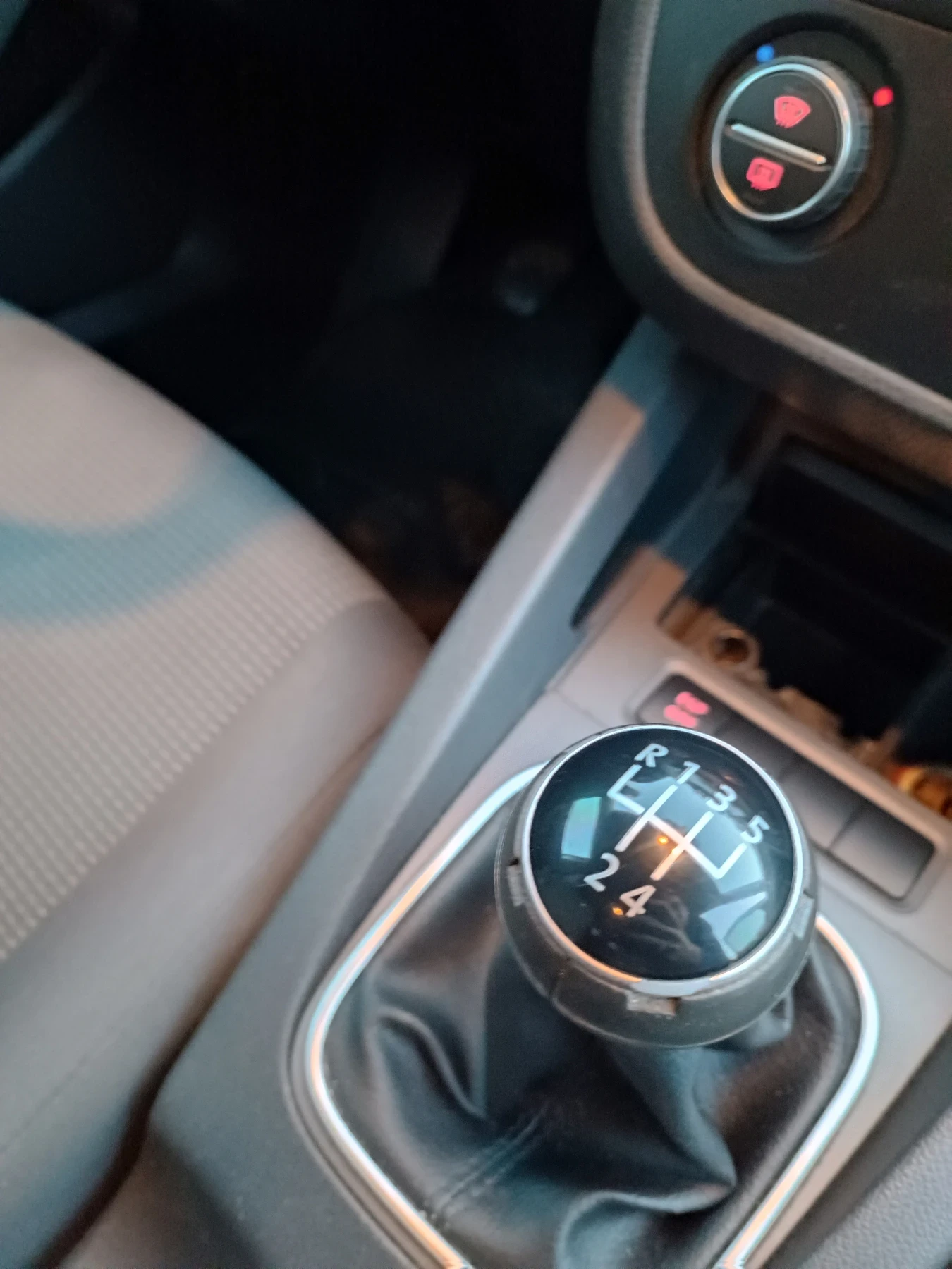 VW Golf Combi/Variant 1.9TDI 1O5 | Mobile.bg   11