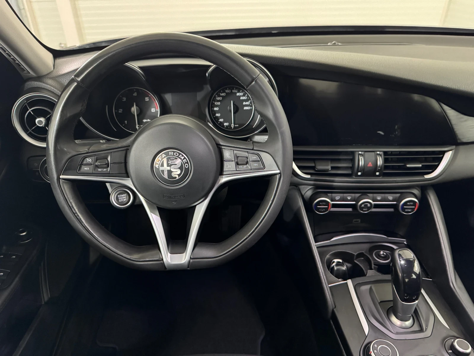 Alfa Romeo Giulia 2.2 JTD AUTOMATIC - BUSINESS | Mobile.bg   10