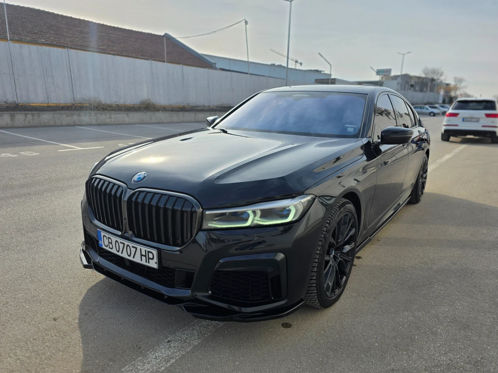 BMW 750 xDrive M-Pack | Mobile.bg   2