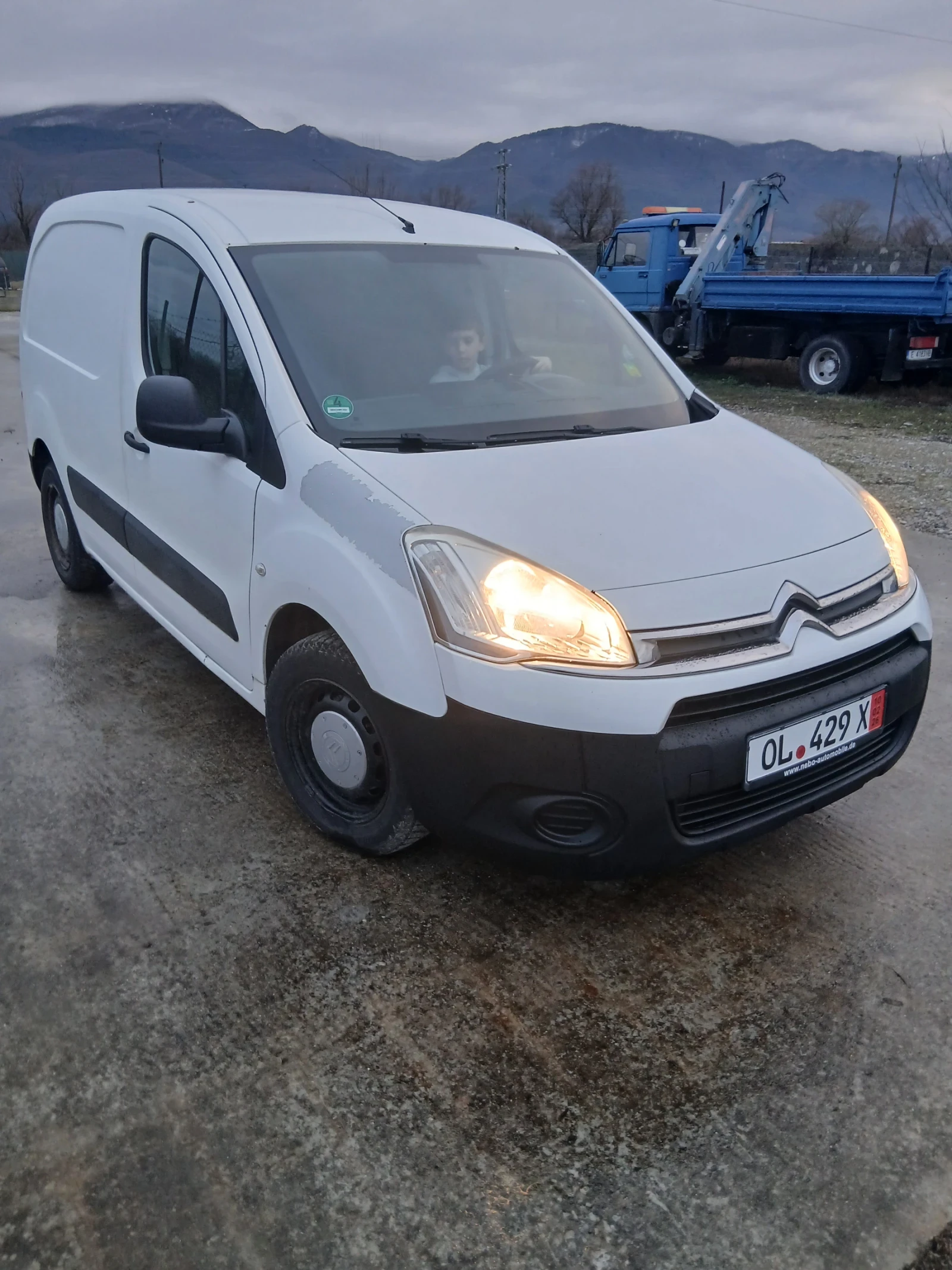 Citroen Berlingo 1, 6 d - изображение 8