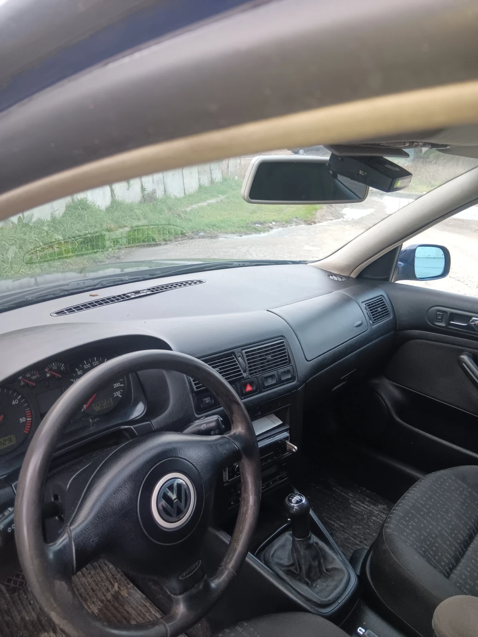 VW Golf 1.9 - изображение 4