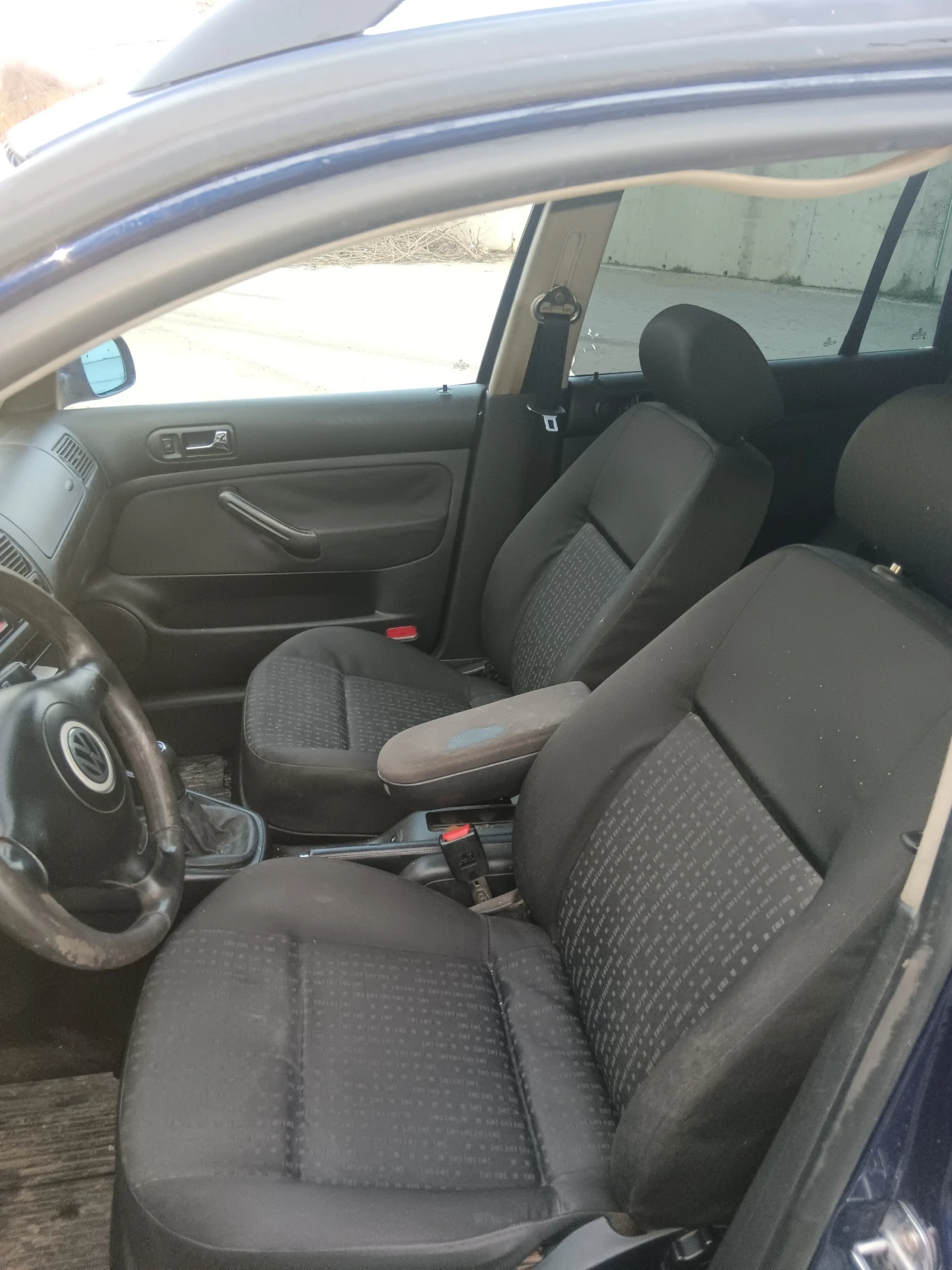 VW Golf 1.9 - изображение 5