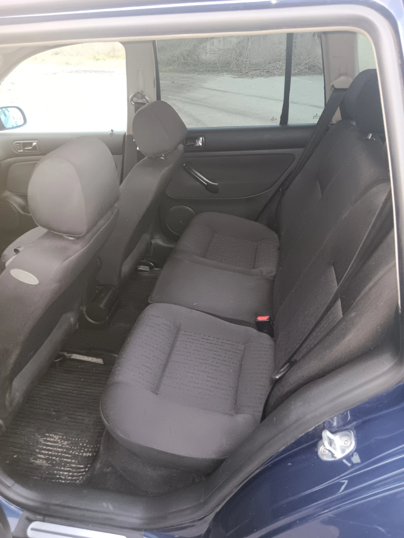 VW Golf 1.9 - изображение 7