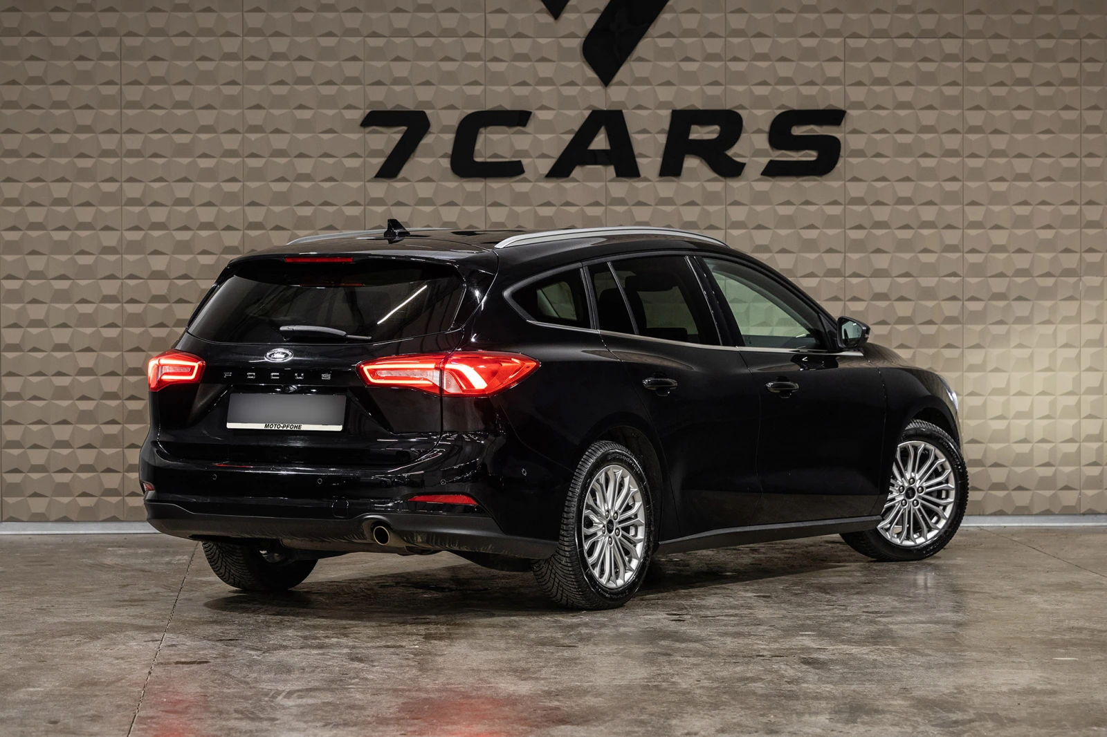 Ford Focus Подгрев волан * Подгрев Седалки * Apple CarPlay , снимка 6 - Автомобили и джипове - 53709574